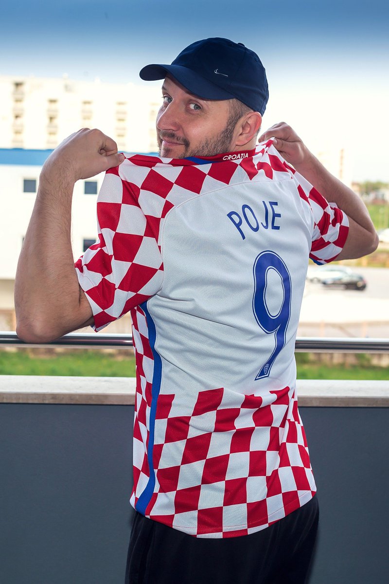 PojeMario's tweet image. I tak dođem doma, a ono @Nike poslao poklon &amp;lt;3
#customMade
#repka