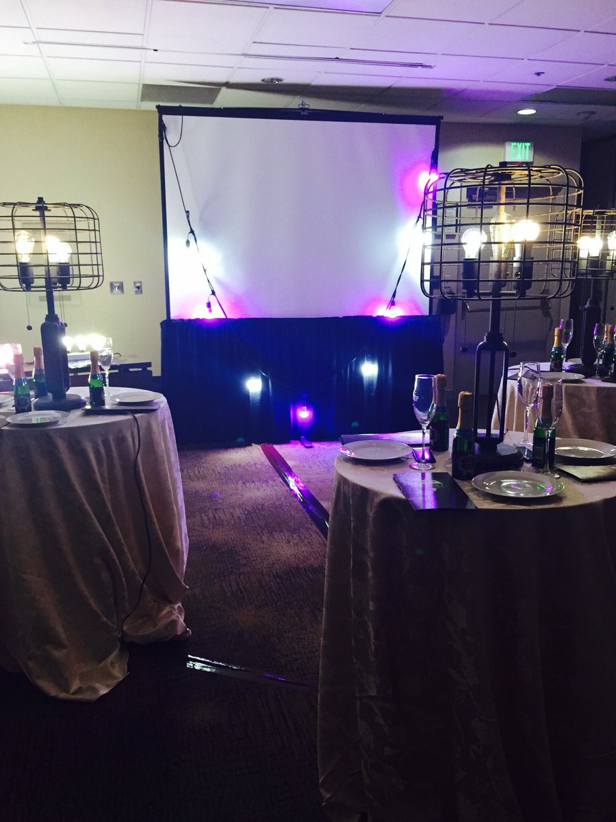 HotelPointEvent's tweet photo. A great example of thinking outside the box for Supplier presentations. Great job, @TCPLighting #hp2016event https://t.co/gpEv6IfYMw