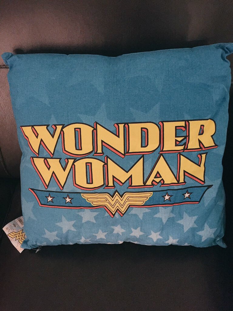JohnPaul_OD's tweet photo. My new #superhero cushion came today #Maribeth is over the moon @mumof6daughters https://t.co/v3NVvJl8Ke