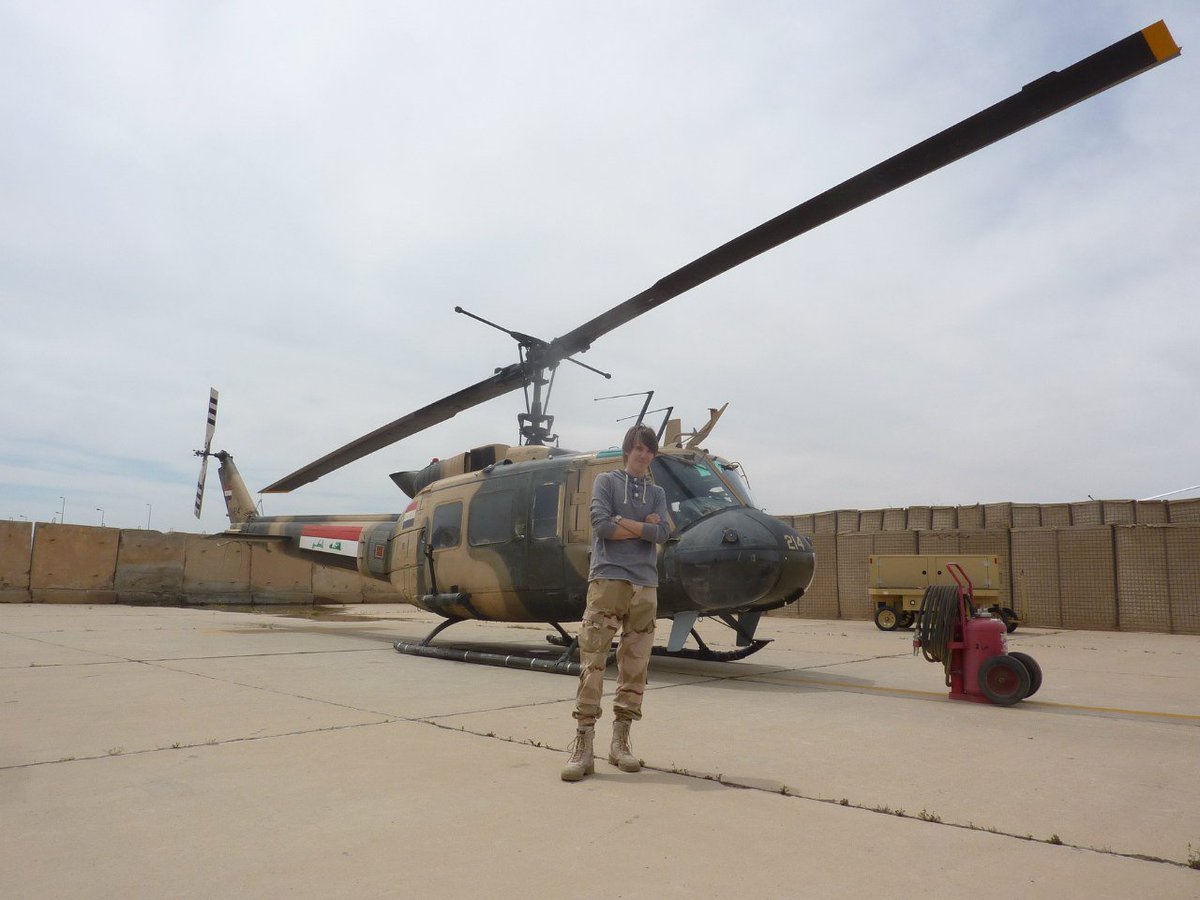 العراق / صور المتعاقدين الروس في قاعده التاجي شمال بغداد  CfTSDSOW8AA6E6Q