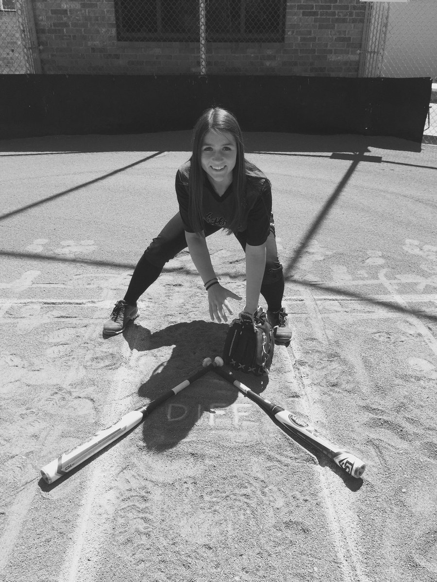 NeilLexi's tweet image. couldn't wait to take these.. 
I play every game for you b. 👼🏻