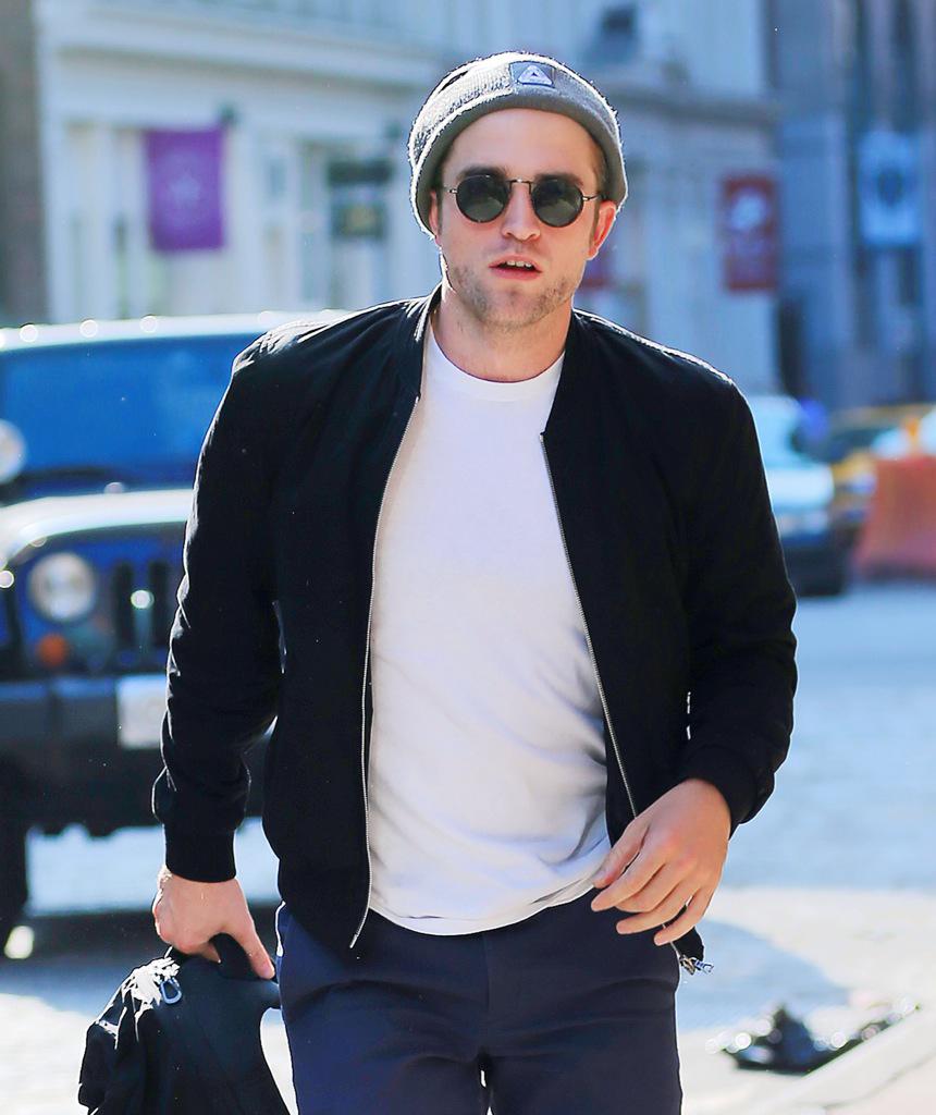 IamRobAddicted's tweet photo. #NYRob 😗💋🔥❤ https://t.co/xm8BxyrYhi