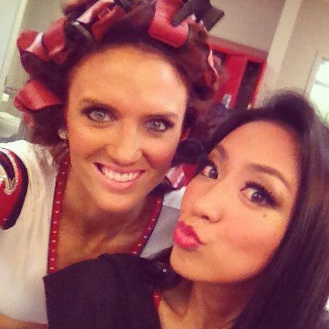 KileyFAD's tweet photo. Cheers to #teammateTuesday and hours spent together-with my curlers 💁🏾🙊😜 #FalconsCheer https://t.co/hdBRLS08nu