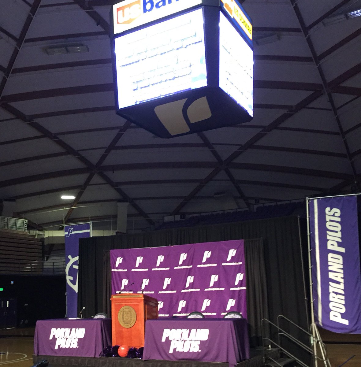 RoyaGhorbani's tweet photo. Proud to be a Pilot today! #gopilots #tp2up https://t.co/4IRI3jnvIy