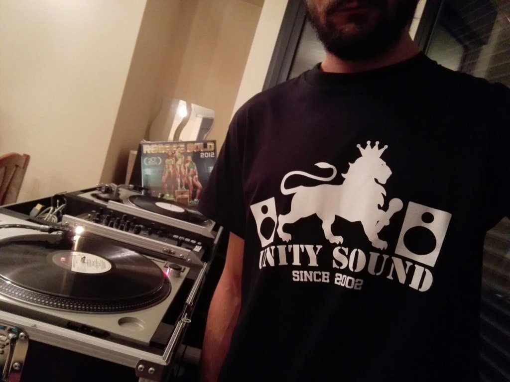 Unity__Sound's tweet image. Nos llegan fotos de las #UnityTShirts! No te quedes sin la tuya!