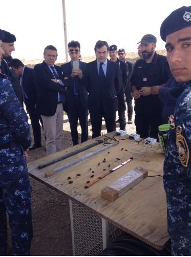 ItalyUN_NY's tweet photo. #Baghdad: Under Sec @amendolaenzo visits #Carabinieri task force engaged in #fightingdaesh & training local forces https://t.co/MauEoKDqGe