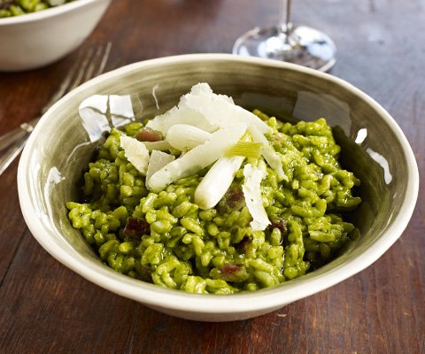platemagazine's tweet photo. Ramp time! Celebrate with @tomcancook's recipe for ramp risotto: https://t.co/rOjMJ44m8p https://t.co/VoXcdE023t