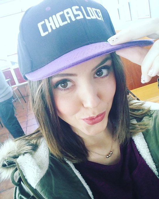 Que bonita es mi gorra de @ChicasLoca_com. 😜😜❤ https://t.co/TFUsdLdInt<a class="tags" target="_blank" title="On Twitter" href="/?out=eyJ0eXAiOiJKV1QiLCJhbGciOiJIUzUxMiJ9.eyJpYXQiOjE3MjEzNDE0ODYsImlzcyI6InR3cG9ybnN0YXJzLmNvbSIsIm5iZiI6MTcyMTM0MTQ4NiwiZXhwIjoxNzUyODc3NDg2LCJyZWRpcmVjdF91cmwiOiJodHRwczovL3R3aXR0ZXIuY29tL0NoaWNhc0xvY2FfY29tIn0.oYko_4zhGPj9RWbbWX5BT64ewbQRfOifuIn_pca1odgx5lDV5ZLdcTqNGPR5deUh9gA-Z9X7g8BPQb86kYJ8Ow">@ChicasLoca_com</a><a href="/tag/mvsales"class="tags"><span>#mvsales</span></a>