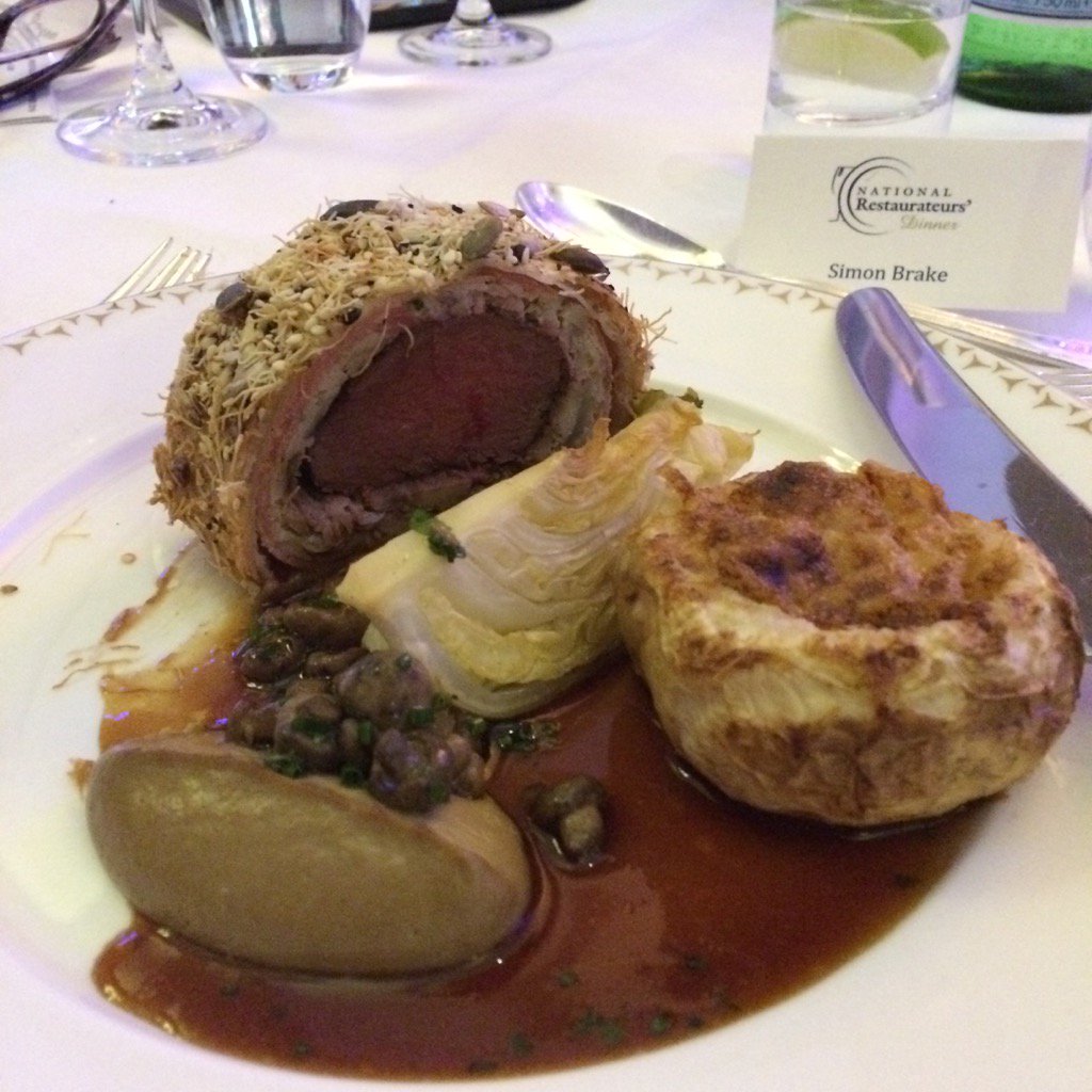 Brake_Simon's tweet photo. Dinner at the Dorch!! https://t.co/otZIgVh4OU