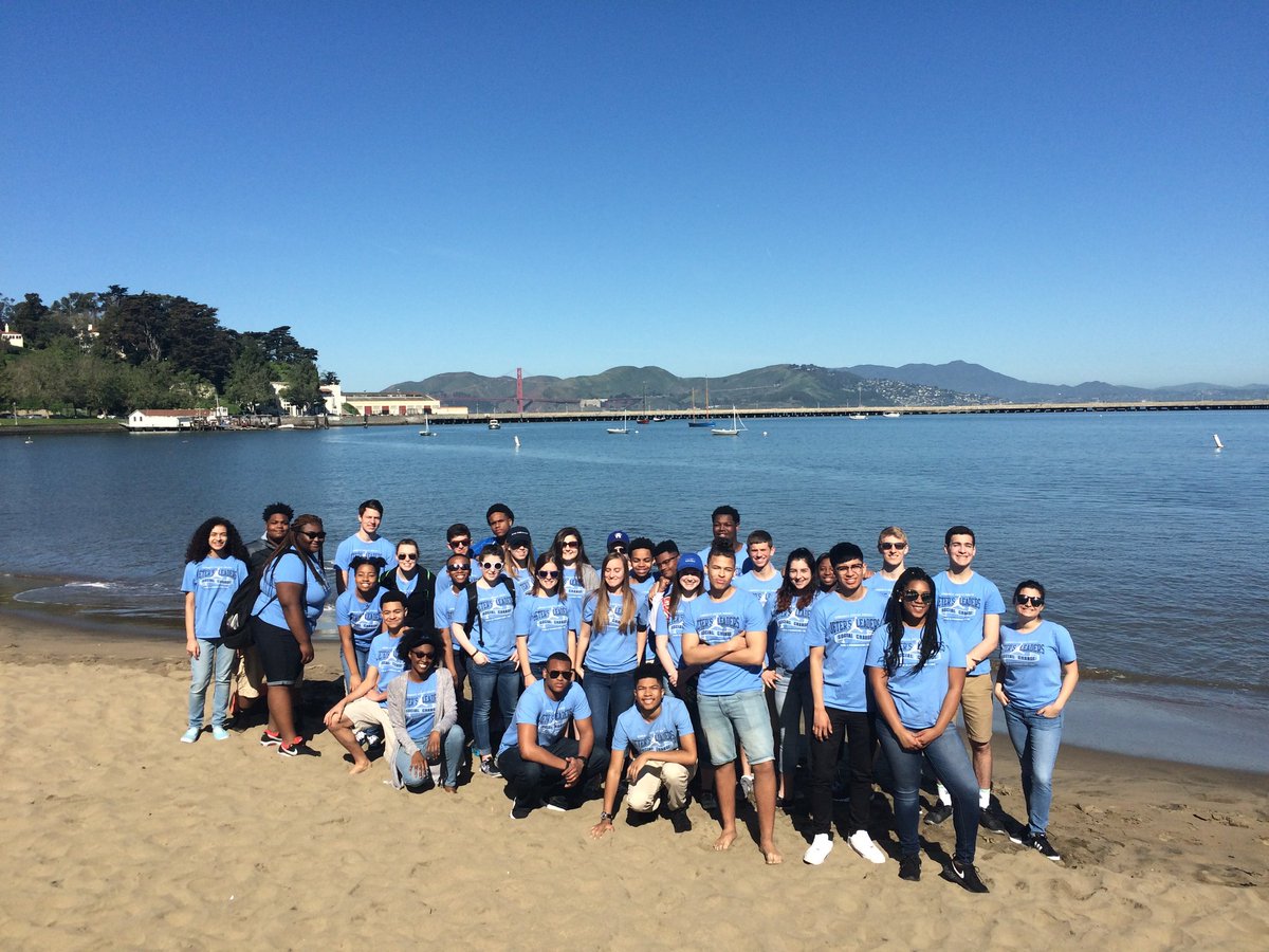 JeterTurn2's tweet image. The KZ #JetersLeaders had a blast exploring #sanfrancisco as their #SpringIntoCollege Tour continued. #Turn2is20 #SF