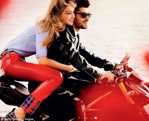 Aline_shmpt's tweet photo. THE NEW VOGUE PHOTOS OF GIGI AND ZAYN ARE SO PERFECT, OMG 😍😍 https://t.co/oauZGxoGbL