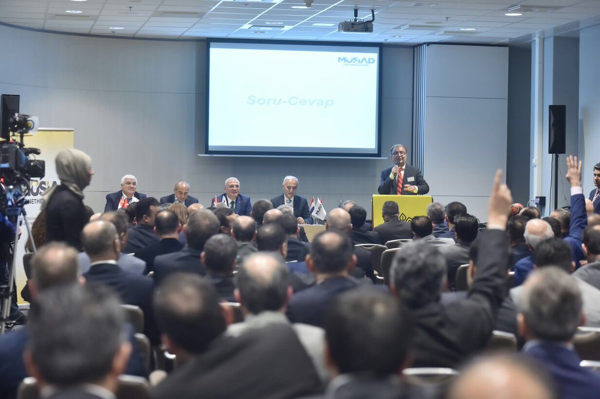 NailOlpak's tweet photo. Programımız @musiadgnlmrkz Hollanda üyeleri ve @mustafaelitas Bakanımızın karşılıklı görüşmeleriyle devam etti. https://t.co/1YfV9w3SYm