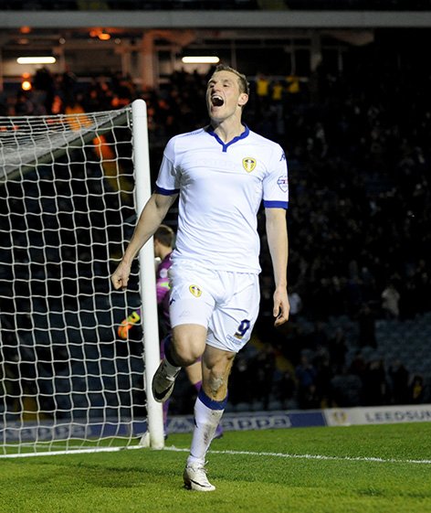 LUFCPictures's tweet photo. Chris wood Celebrates #lufc https://t.co/0KX7GHDaf5