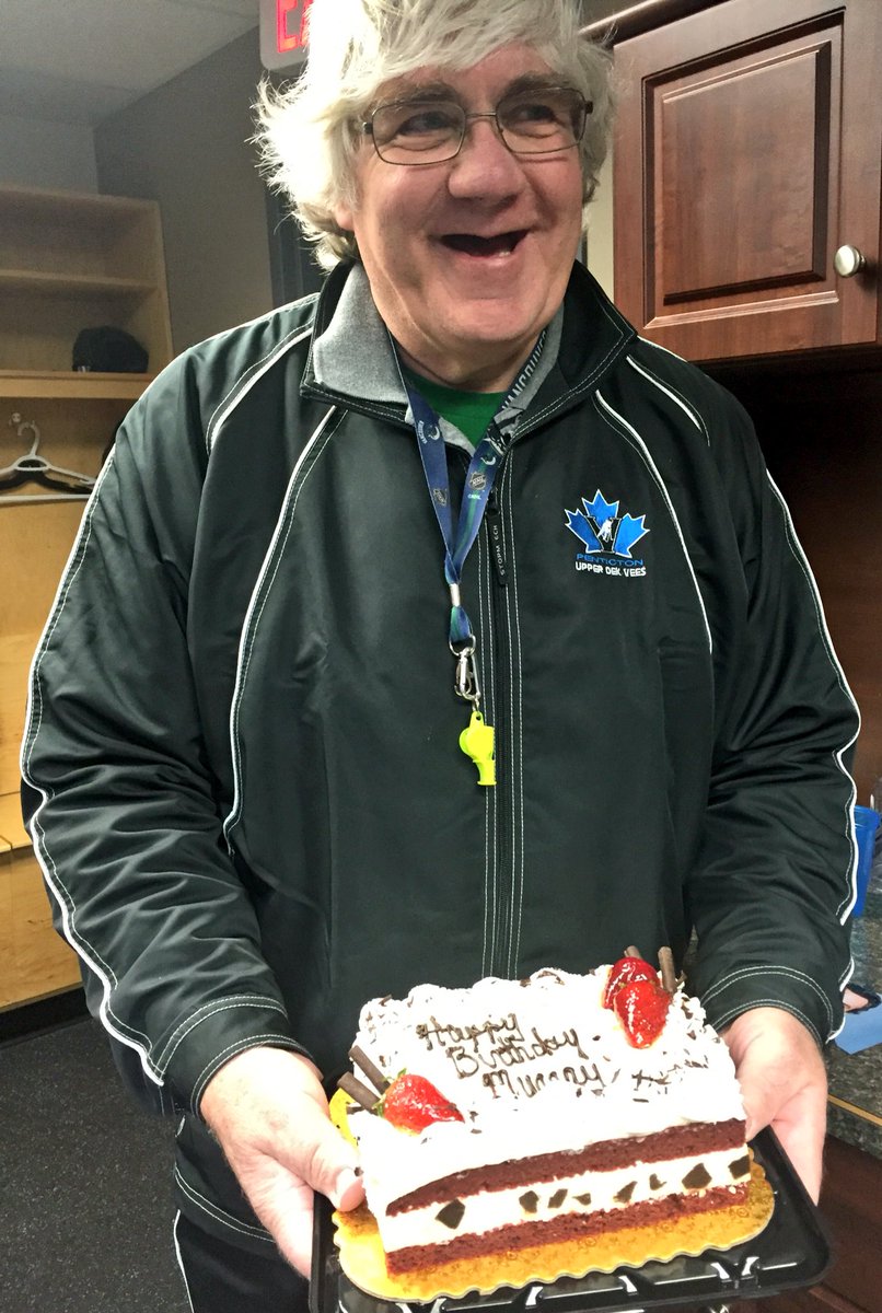 PentictonVees's tweet image. Join us in wishing the legend himself, Murray Maxwell, a very happy 60th birthday!!! 🎉🎁🎂