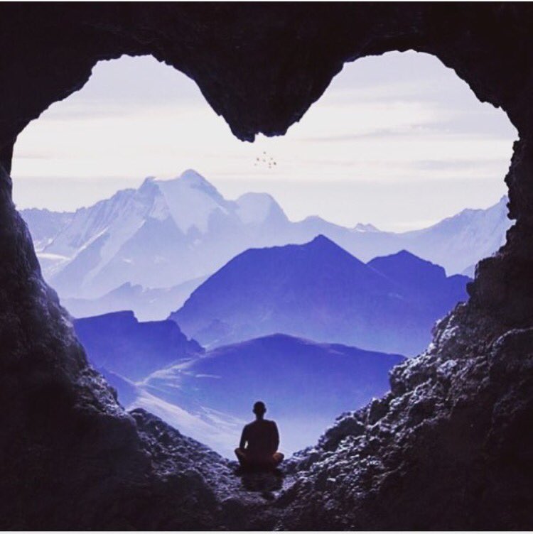 oobuntoolife's tweet photo. Breathe In...Breathe Out...hump day serenity #beautifulworld #dogood #ethical #fairtrade #sustainable #ecofriendly https://t.co/Pj9GkLFqTj