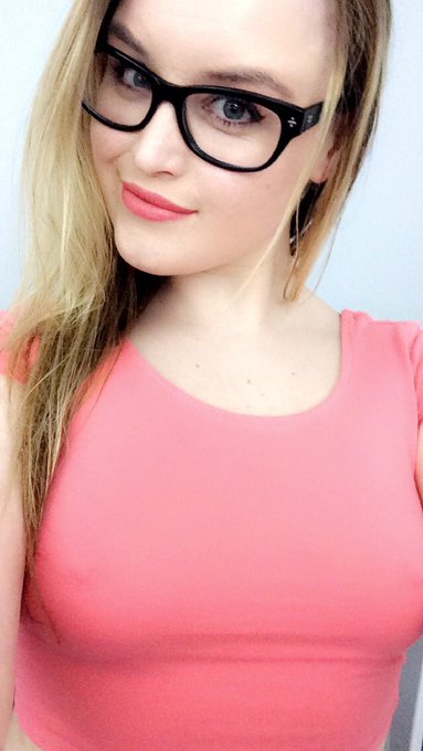 On MFC now! :) https://t.co/YTeljKbmk2 https://t.co/2GXelajxUg<a href="/tag/mvsales"class="tags"><span>#mvsales</span></a>