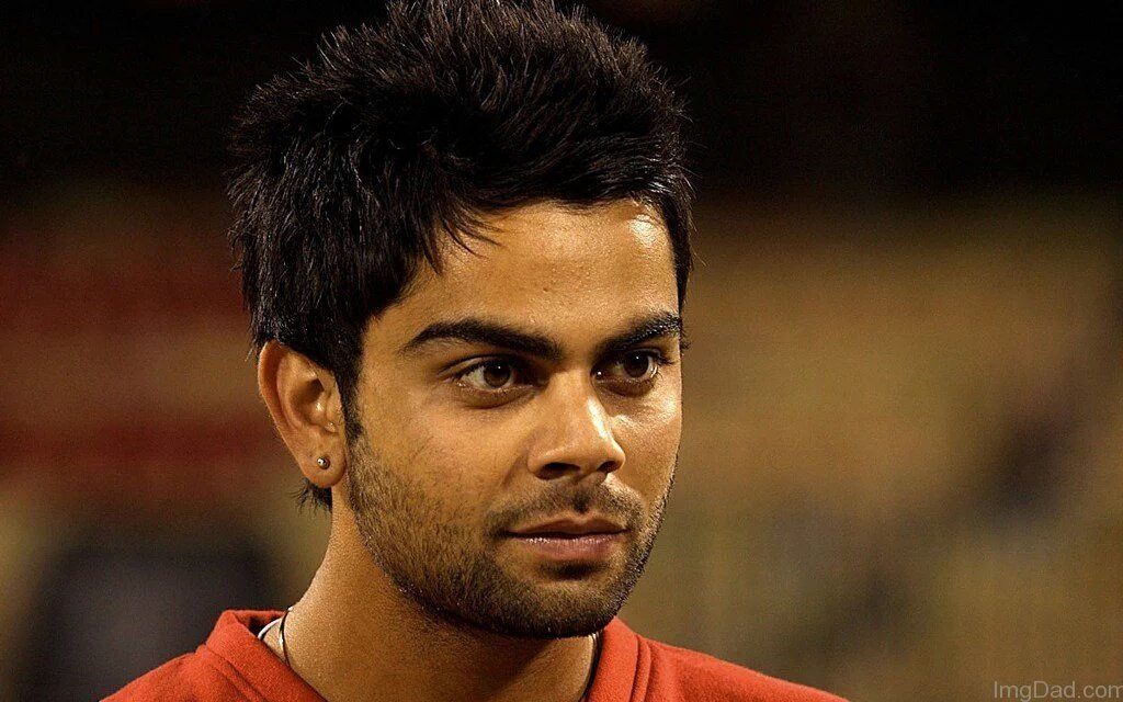 rj_naved's tweet photo. #kohli_in_college https://t.co/KQYkawEVQx