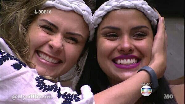 thiago_p's tweet photo. Vem ser rica aqui fora, Munik! 🍾🍾🍾 MUNIK CAMPEÃ! 👏👏👏 #BBB16 https://t.co/VGHlFEIuvc