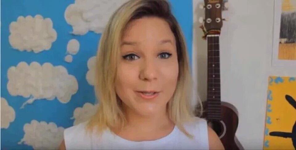 Jeansousa_07's tweet photo. No video de hj vou ensinar como chorar por macho mas nao chorar qndo perder um milhão e meio de reais https://t.co/P0dNAE48nh