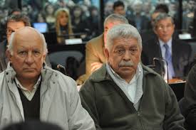 Ya que hablamos de detenciones, que Pedraza deje de ir a la pileta de su super depto. #Pedraza a Cárcel Común Ya!