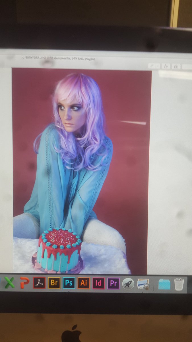 RMMMTX's tweet photo. Gah my last #FashionEditorial for my final major project. 2nd shoot in a row, tomo will make 3.
#FunStress? https://t.co/AtNuSLpGo5