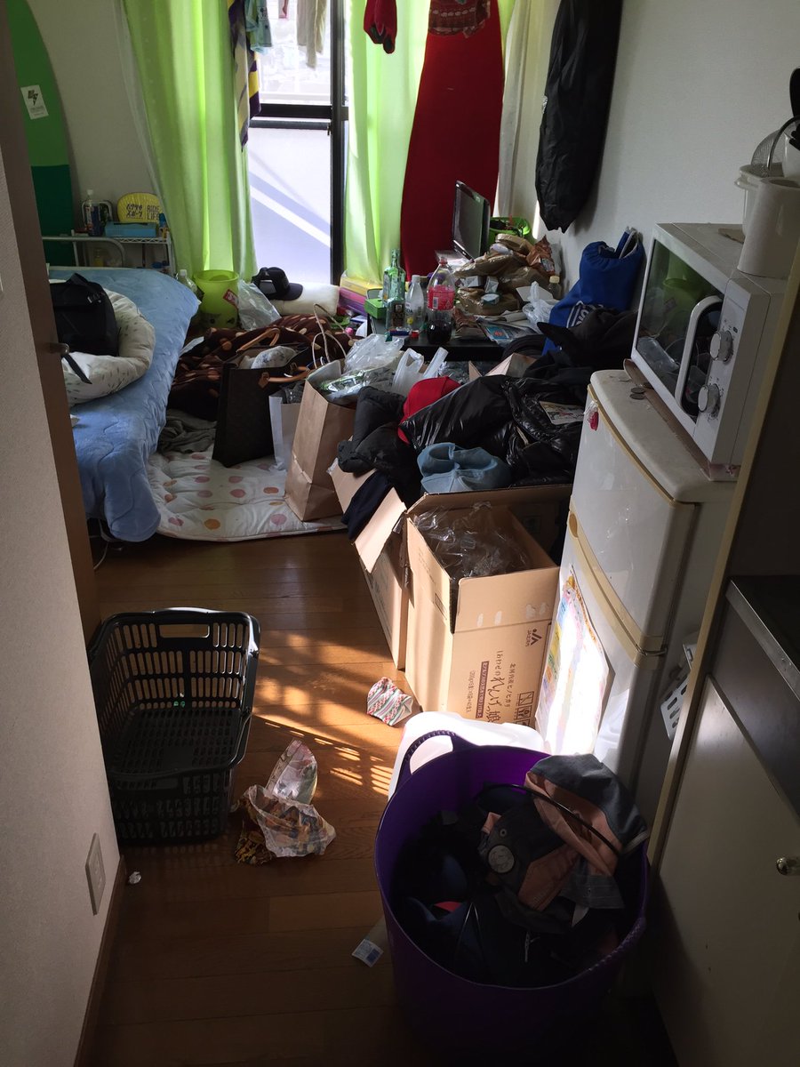 naminoriyohei's tweet photo. この部屋がおれ待っててくれた😅
過酷な現状。
男臭するよ。 https://t.co/XAqRm1idYK