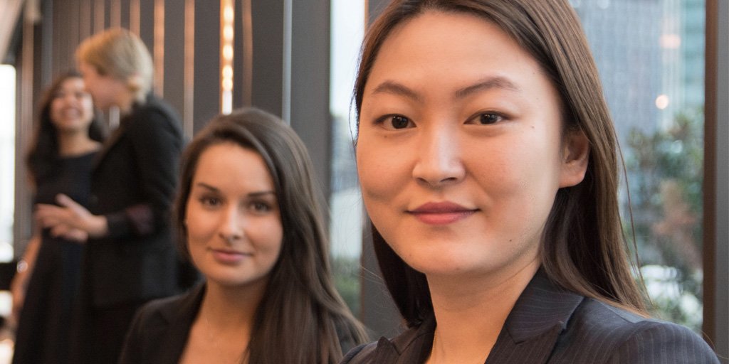 ANZ_AU's tweet photo. Received a #NewColomboPlan scholarship? We have internships in Singapore, Hong Kong &amp; China https://t.co/JKACkeMGBI https://t.co/gwo85K09tB