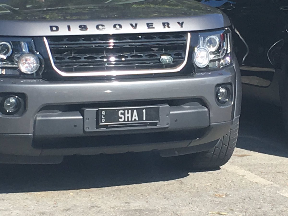 How to identify a vehicle at risk of collisions: