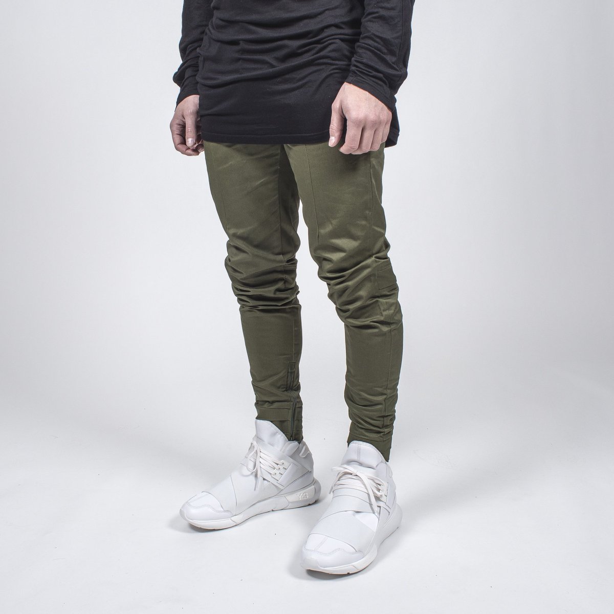 _Amongtheprime's tweet photo. The Pri·ma·ry pant. Available in 2 hours! #dontmissit https://t.co/zcL9KtVJMR https://t.co/gvzTzidtXg