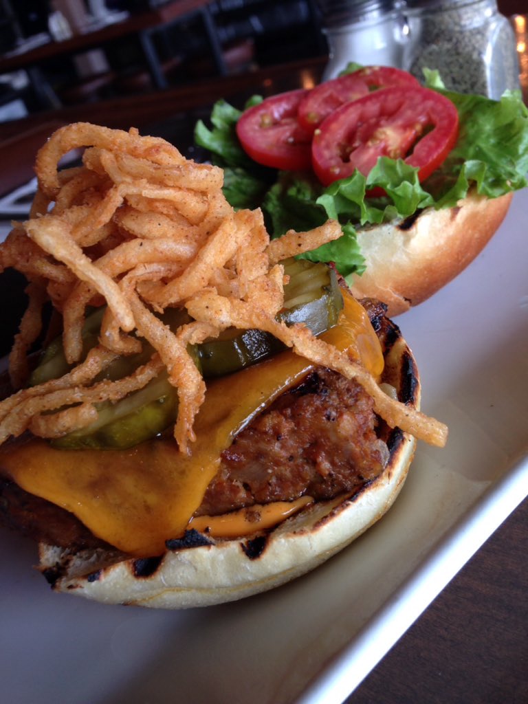 UnionSocial's tweet photo. Lunch feature is Chef Rame's Housemade chorizo meatloaf sandwich #unionsocial #cheframe #torontoeats #nomnom #ygeh https://t.co/ZOAJyHQE5A