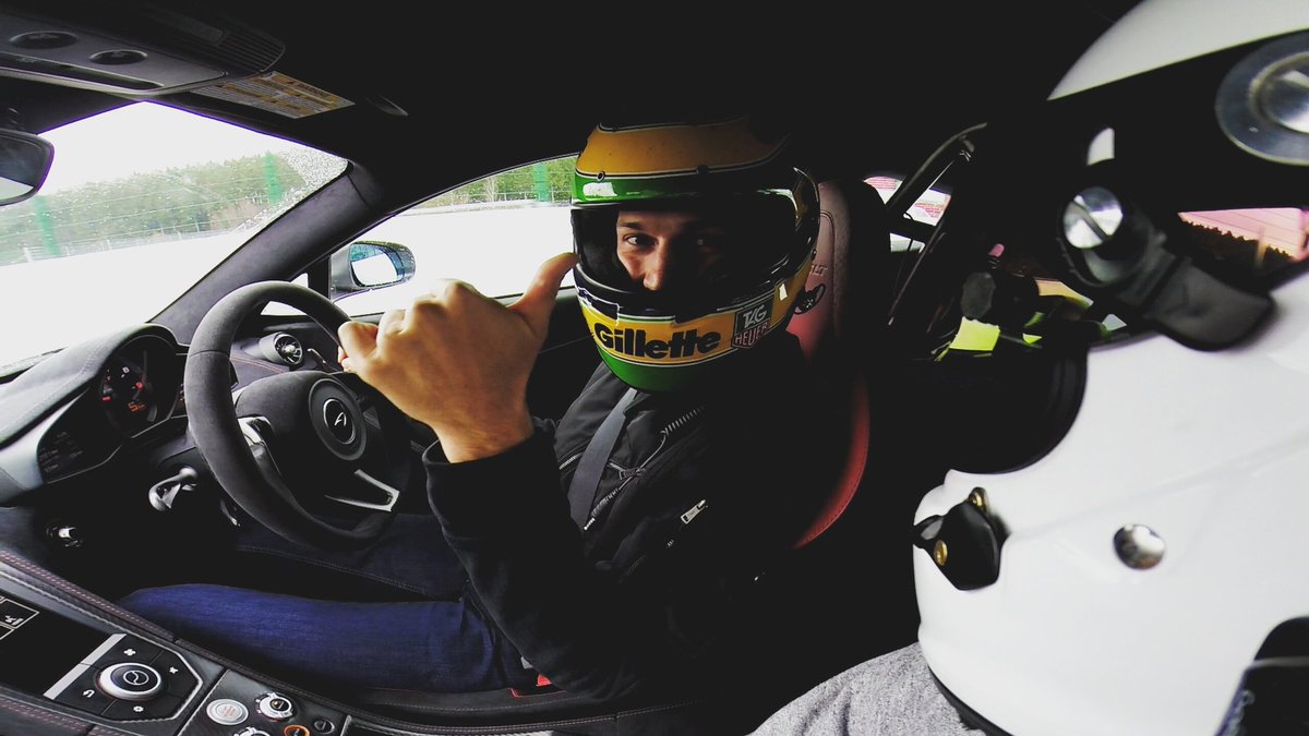 CPUGH_RACING's tweet photo. @BSenna @McLarenAuto https://t.co/y9xmK92iXE