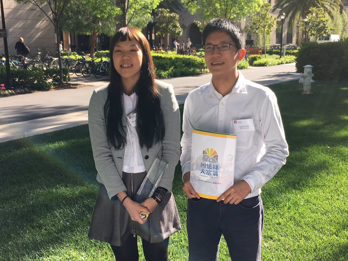 StanfordLngLife's tweet photo. First place winners of the SCL Mind Design Challenge: Memoir Monopoly
#SCLDesign https://t.co/LNI1lIJkXY
