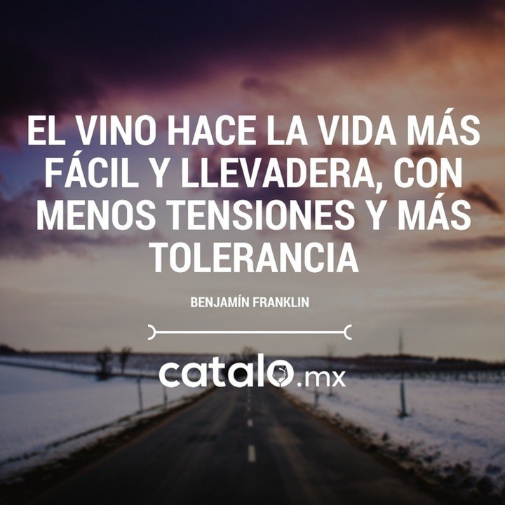 CataloMx's tweet photo. Martes. Si la semana se te está haciendo cuesta arriba relájate y tómate una copita de vin… https://t.co/HQsM1qTZmJ https://t.co/xMsIrKBliS