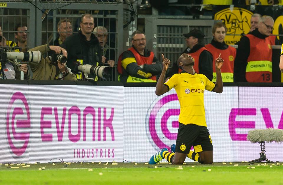 Adrián Ramos y 2 minutos de oro para la victoria del Dortmund: goo.gl/EEmgkA  #GolesCO #AdrianRamos