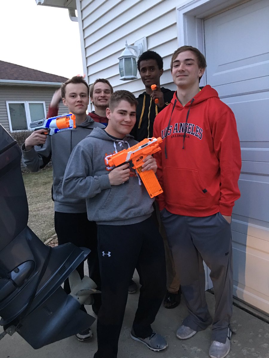wyatthanson24's tweet photo. Kill confirmed! #ViouHouse #SecondKill #GroveIsNext @SpudNerf16 https://t.co/WHZyytAMkS