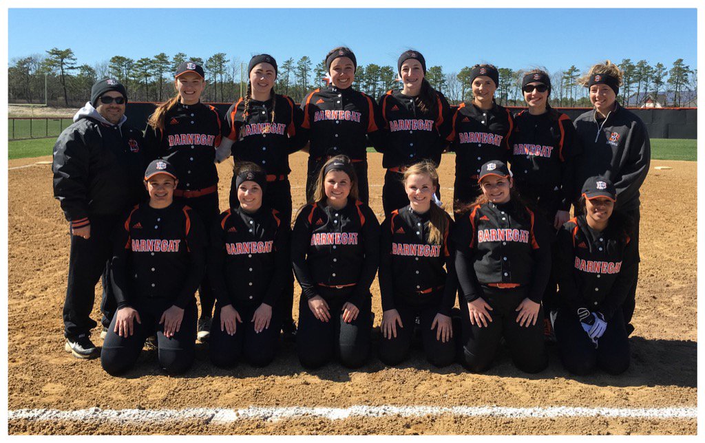 CoachPalmieri's tweet photo. Best looking varsity squad in B South hands down! https://t.co/DqlKGyio2N