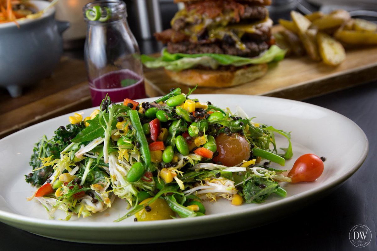 Making plans to return for an #AZstaycation at the beautiful <a href="/StayScottsdale/">The Scottsdale</a> Resort writeonrubee.com/arizona/scotts…