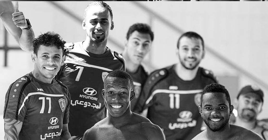 TMoustap's tweet photo. Après une partie de natation avec les amis 💪 Dieu est notre force ☝ https://t.co/nVcnXMA88H