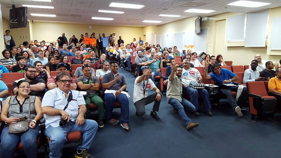 MakerspacePR's tweet image. This an awesome review of our Makerspace PR and Arduino Day 2016 #ArduinoD2016 fablabisabela.com/arduino-day-20…
