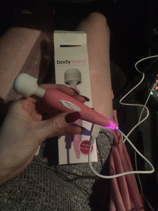 So of course I'm charging it on my way home 😁💕 https://t.co/hK9a39QMS8<a href="/tag/mvsales"class="tags"><span>#mvsales</span></a>