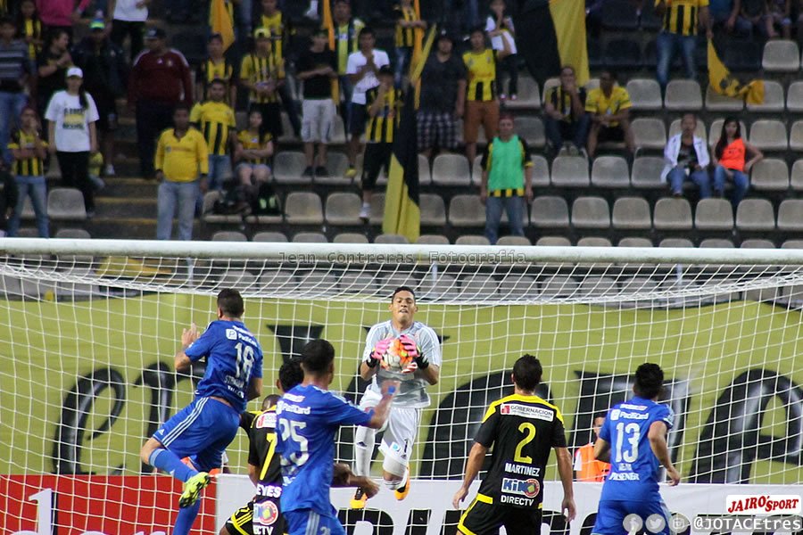 JOTACEtres's tweet photo. Gran partido hoy para José David Contreras #DTFC https://t.co/c7Mdk1gEhM