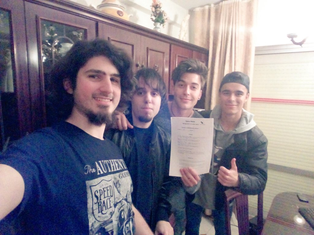 SpaceNoiseMNG's tweet photo. #FelizMiercoles empezamos el día con un notición! los chicos de @MayBeMusica han sido abducidos por nosotros!! https://t.co/JL9Ktvpstc