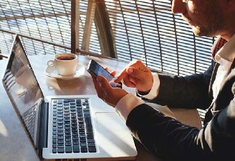 Dynamiquemag's tweet image. Tout savoir pour rédiger un statut Facebook ou un tweet percutant ow.ly/102opf
#ReseauxSociaux #CM