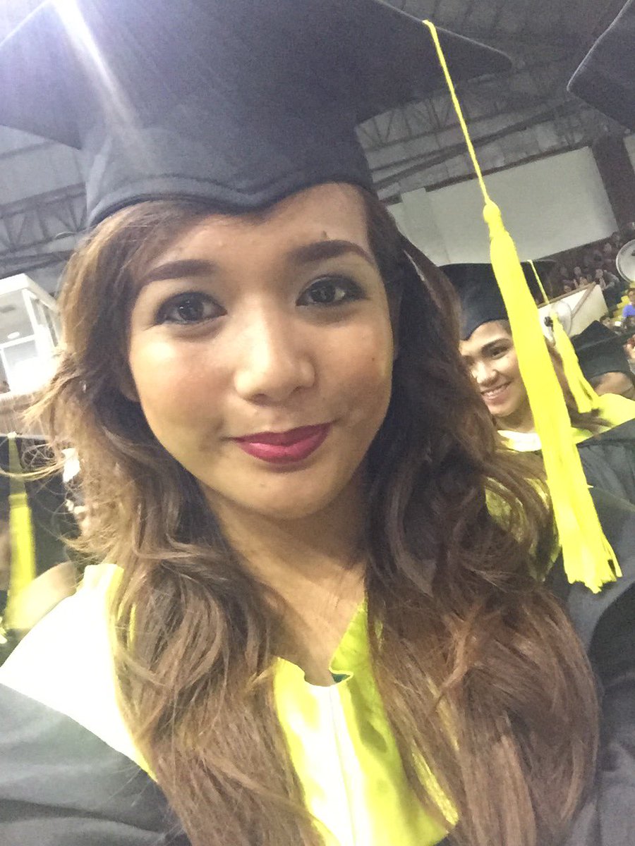 shaidgzmn's tweet photo. Thank you 🎓 Animo LaSalle 💚 #DLSLGraduation2016 https://t.co/suXIHULCmg