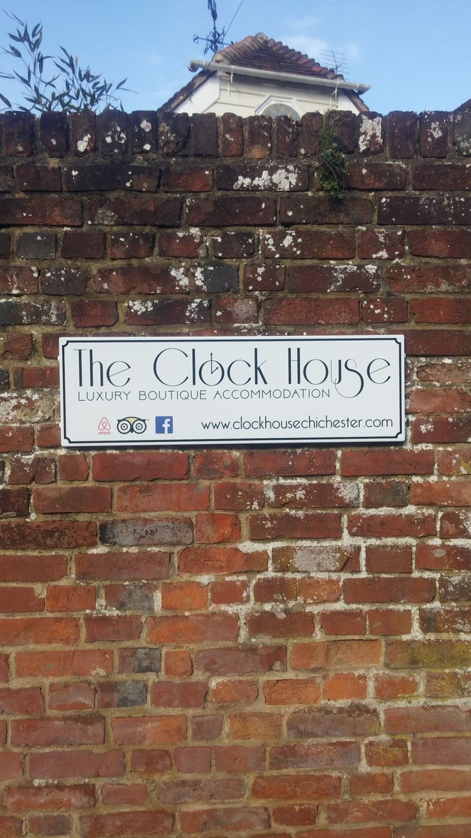 Manufactured in-house #signtray for <a href="/chiclockhouse/">The Clock House</a> looks great on the historic wall in #Chichester.