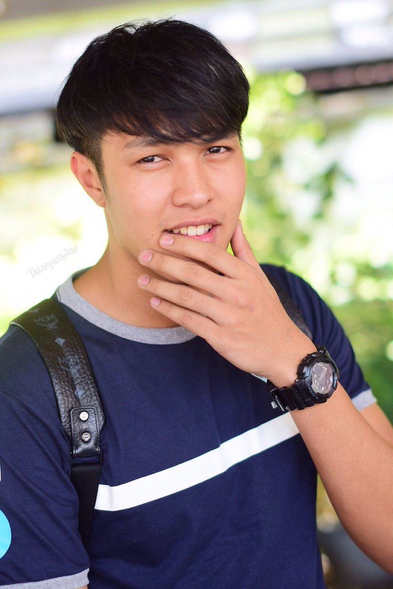 TataeIstheBest's tweet photo. ผมหล่อมั๊ยยย 😜💕 @MaxAF12 https://t.co/ddW1nzTCgT