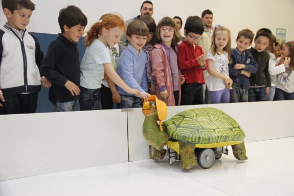 hoyextremadura's tweet image. Google selecciona un proyecto de robótica extremeño para una beca hoy.es/extremadura/20… vía @hoyextremadura