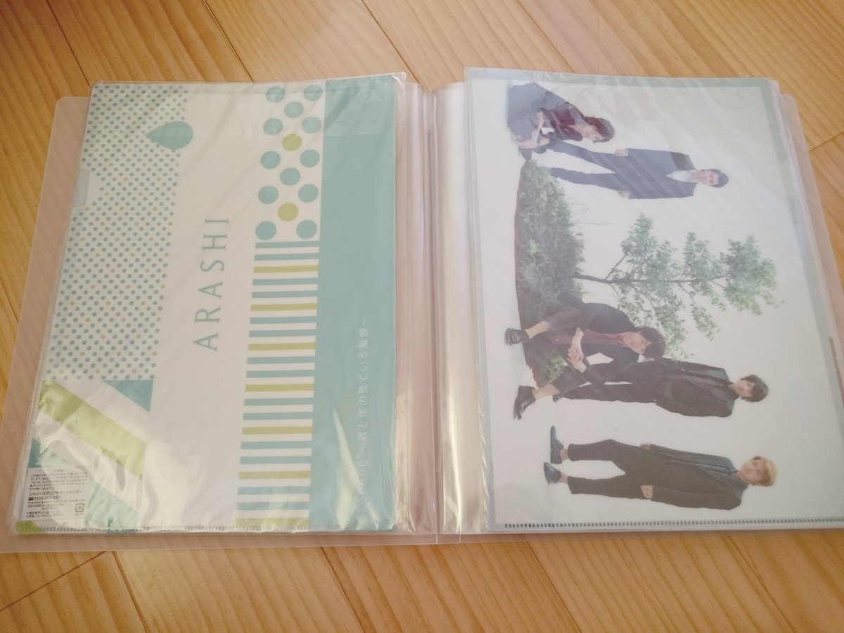 𝒜𝓼𝓪𝓱𝓪 ジャニオタ収納術 ジャニヲタ収納術 前2枚 クリアファイル ワイドかマガジンファイルに保存 私は 無印のa4ワイドポケット 今17枚くらい入れてこんな感じ 後2枚 会報 領収書ファイルに保存 私はコクヨのもの T Co Bswkovkimf