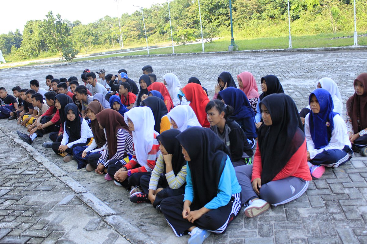 MARCHING_SIAK's tweet photo. MB.SIAK 2016 || Moment Latihan, #MbSiak https://t.co/b7vj6I4brO