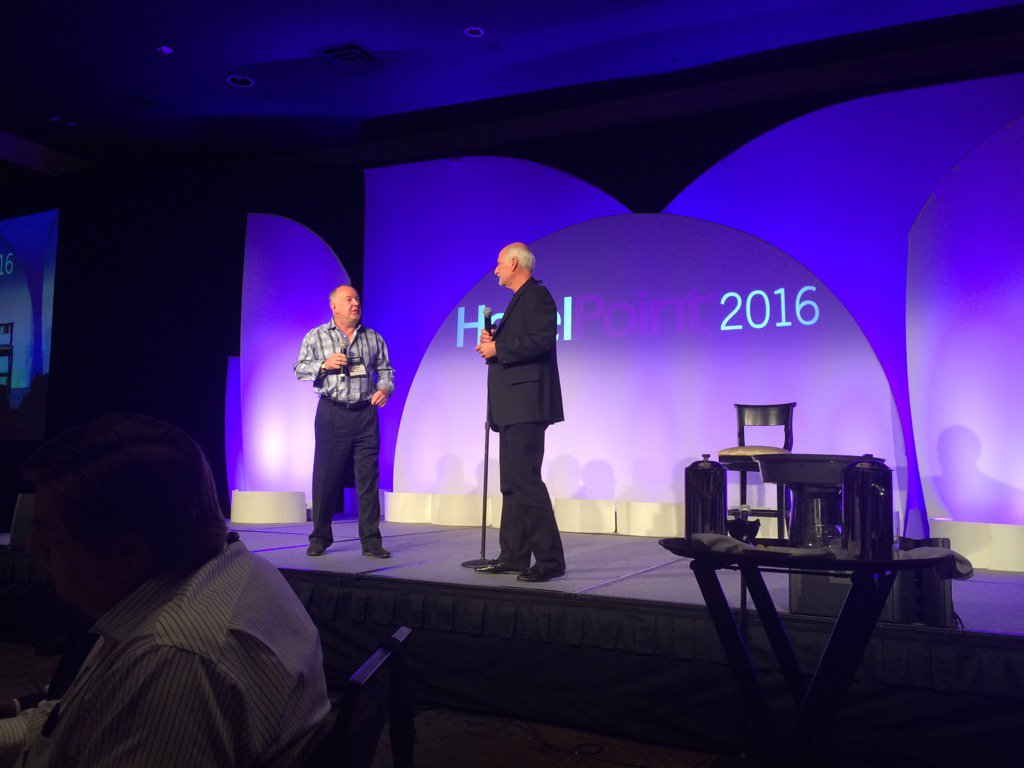 AHibshman's tweet photo. Lenny and John tearing it up! #Hp2016event https://t.co/YbmsjEd8ZC